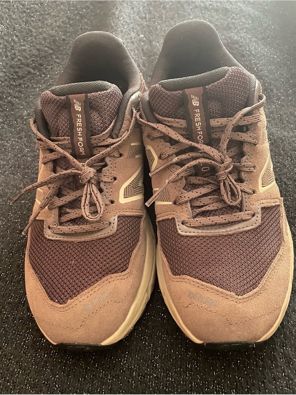 New Balance Women’s Brown Mesh & Suede Fresh Foam Runner